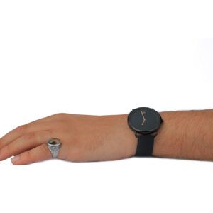 خاتم عقيق مزهر منقط بالجنب