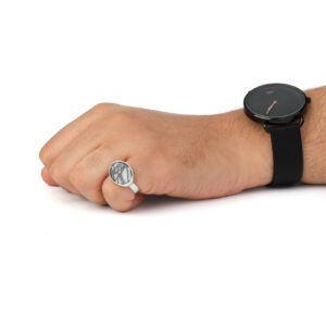 خاتم ملكي مخطط رصاصي