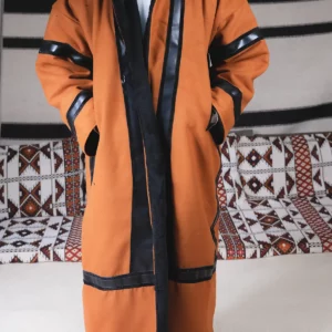 فروة جوخ شتوي جملي مخطط جلد